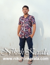 Physical Status based  Muslim Grooms profile 421954