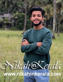 Physical Status based  Muslim Grooms profile 413534